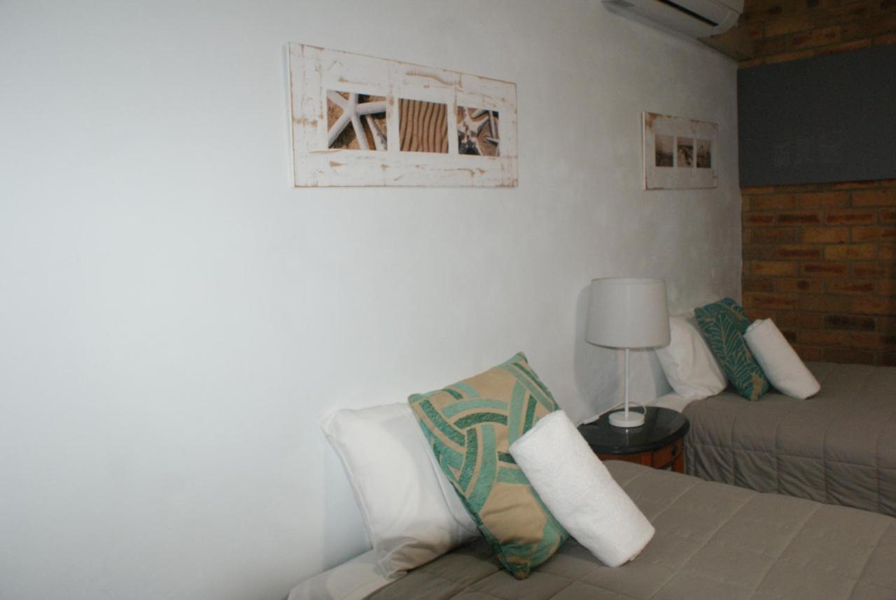 Hawks Nest Motel Bagian luar foto