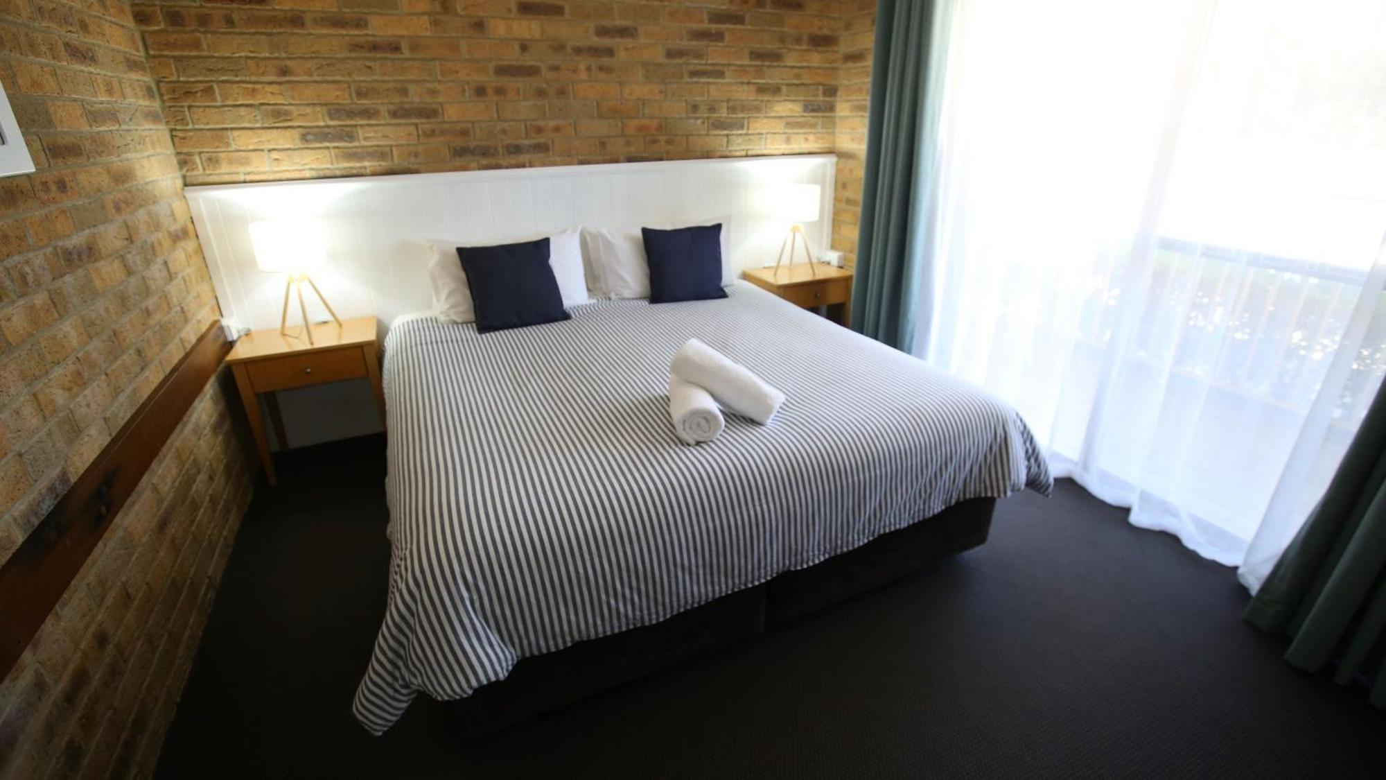 Hawks Nest Motel Bagian luar foto