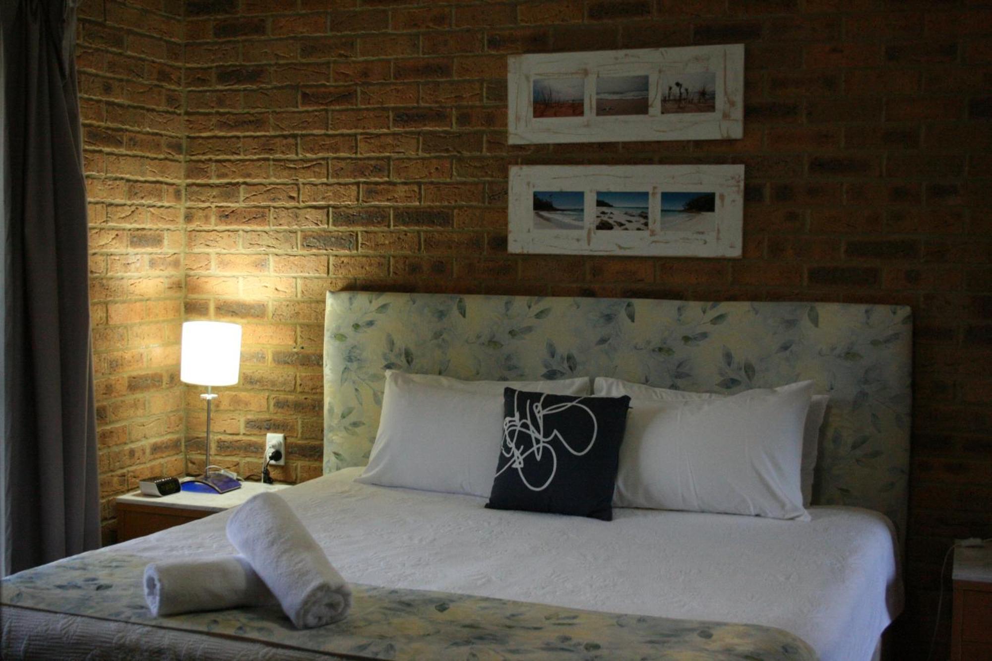 Hawks Nest Motel Bagian luar foto