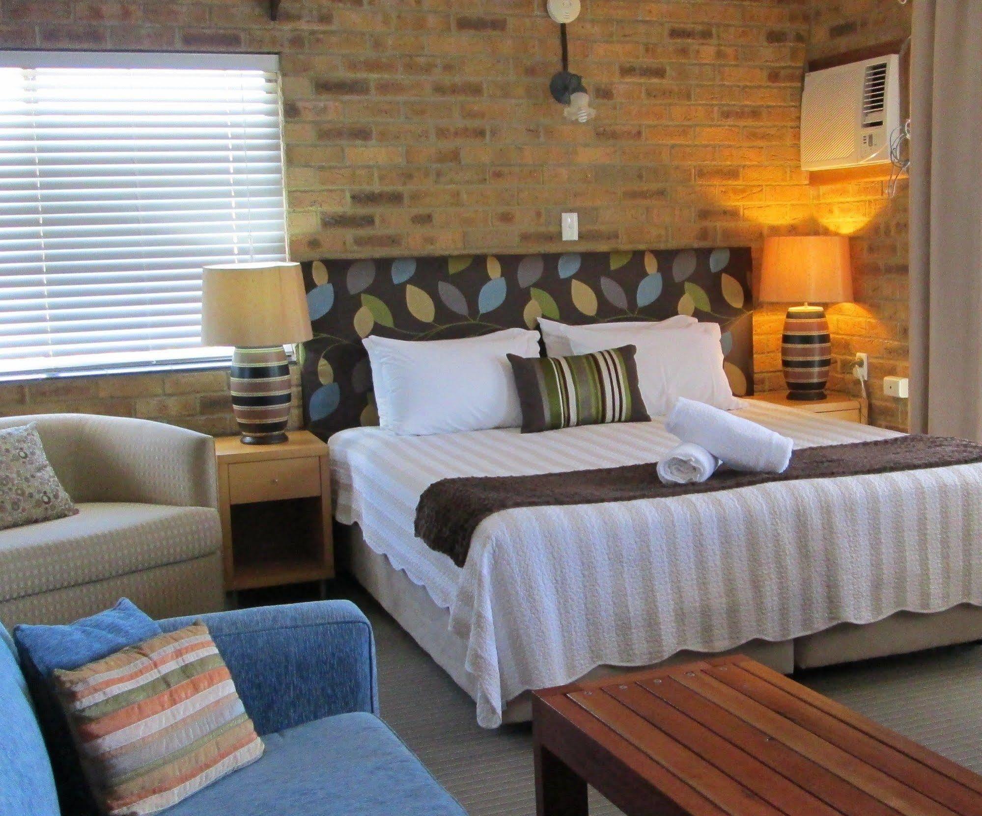 Hawks Nest Motel Bagian luar foto